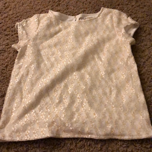 Shirts - Picture 4 of 6